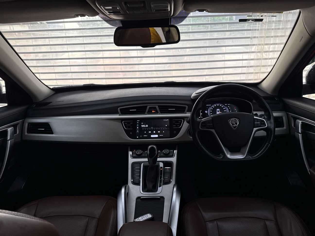 used 2019 Proton X70 Premium 1.8