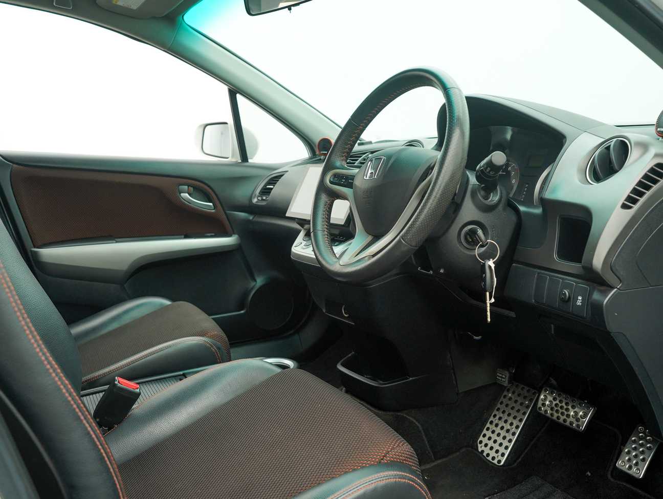 used 2013 Honda Stream RSZ 1.8