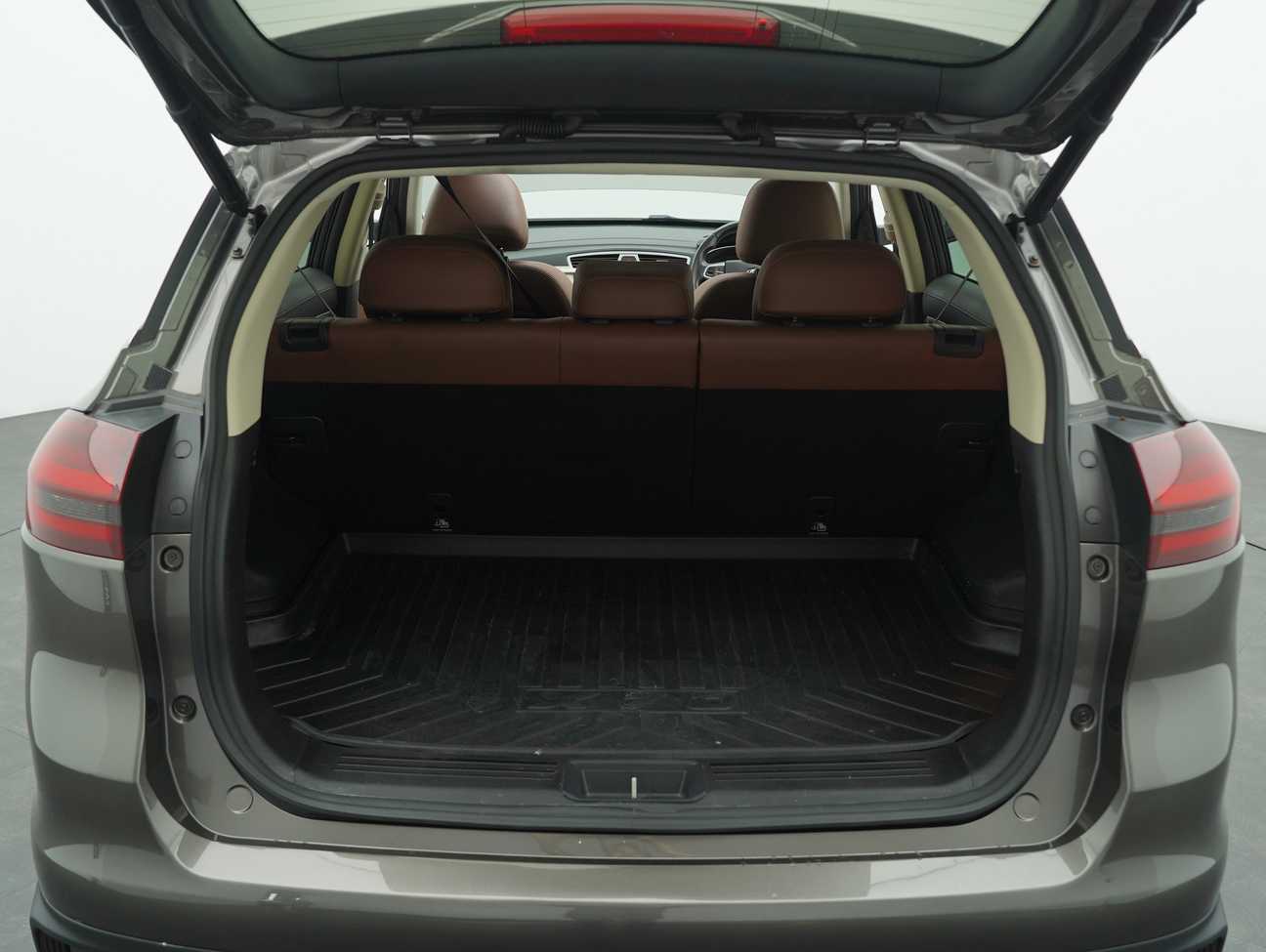 used 2019 Proton X70 Premium 1.8