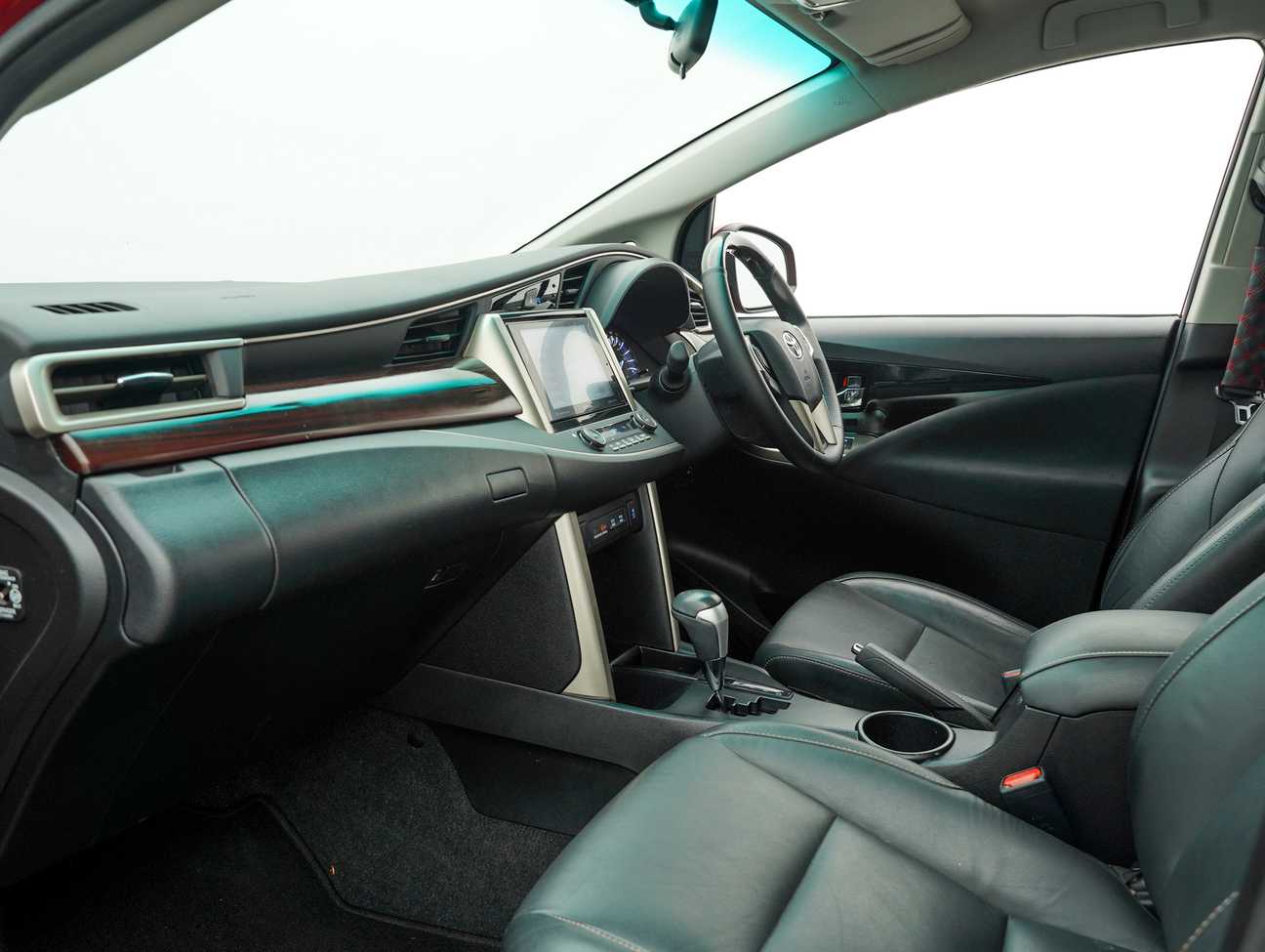 used 2018 Toyota Innova X 2.0