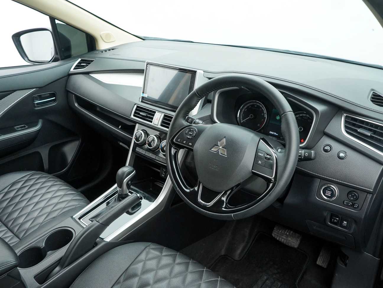 used 2024 Mitsubishi Xpander  1.5
