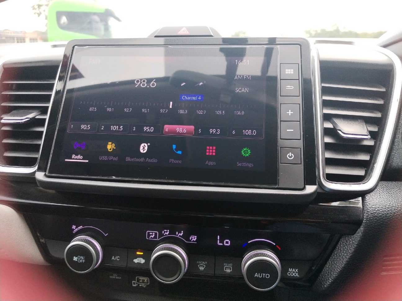 used 2021 Honda City V 1.5