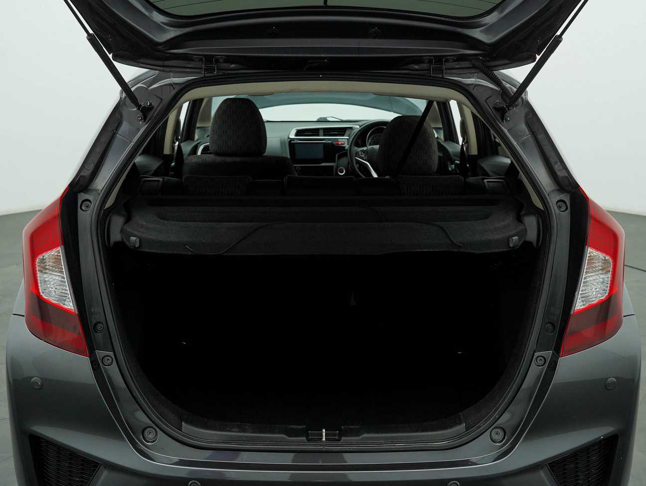 used 2016 Honda Jazz V 1.5