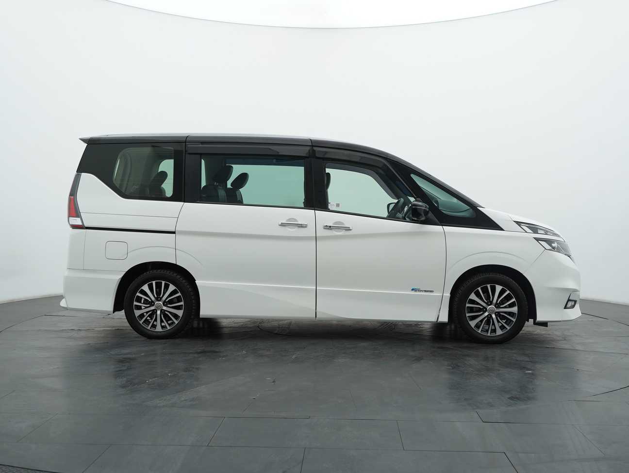 terpakai 2020 Nissan Serena S-Hybrid High-Way Star 2.0
