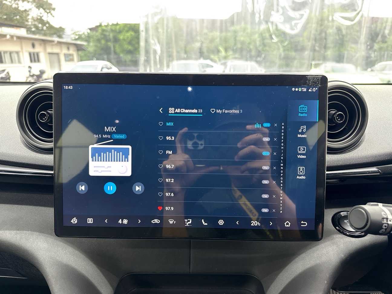 terpakai 2023 BYD Dolphin Premium 
