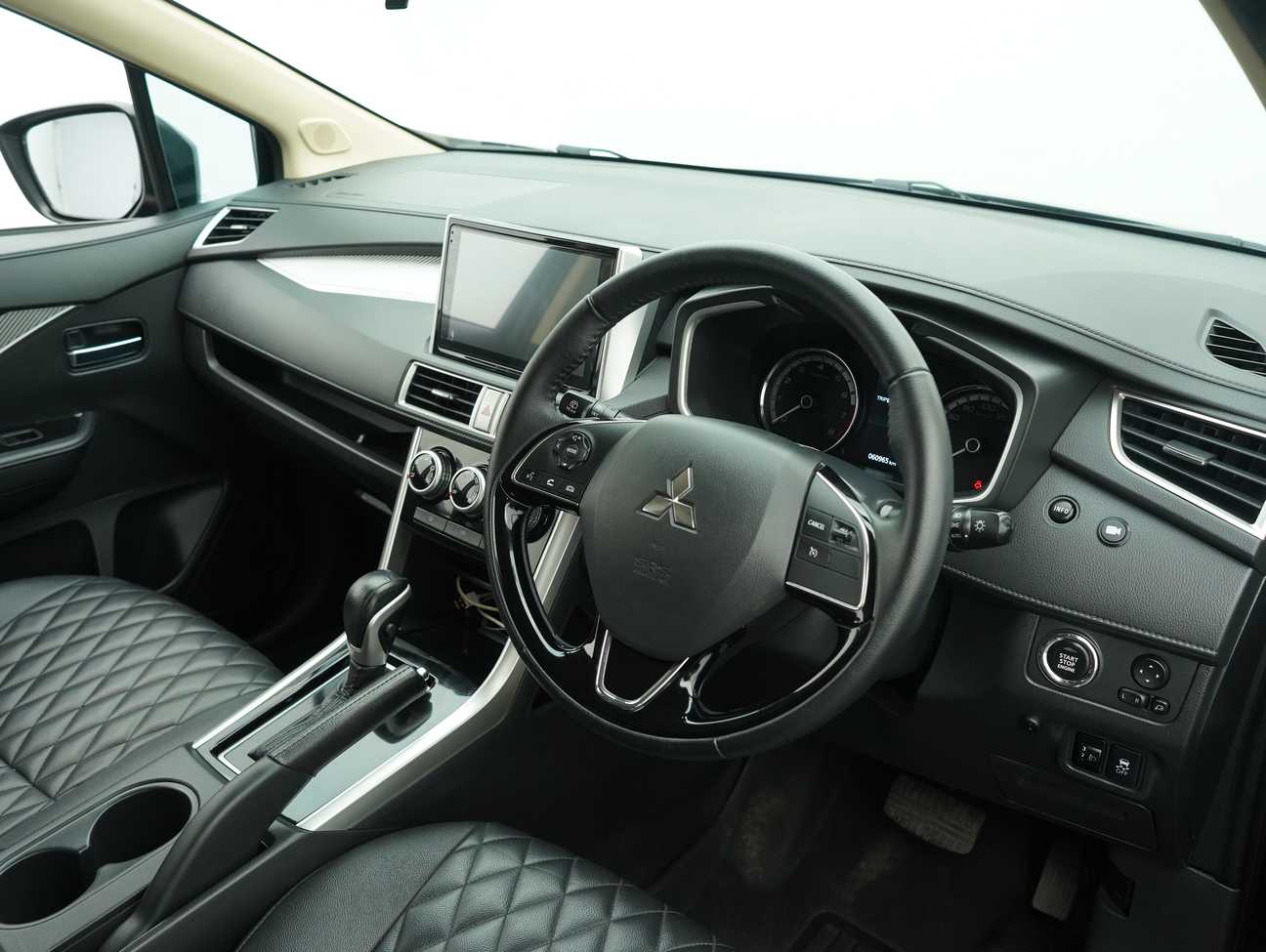 terpakai 2022 Mitsubishi Xpander  1.5