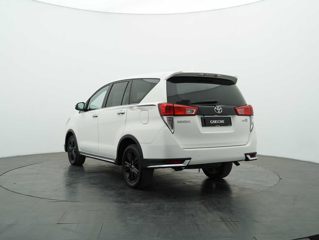 used 2017 Toyota Innova X 2.0