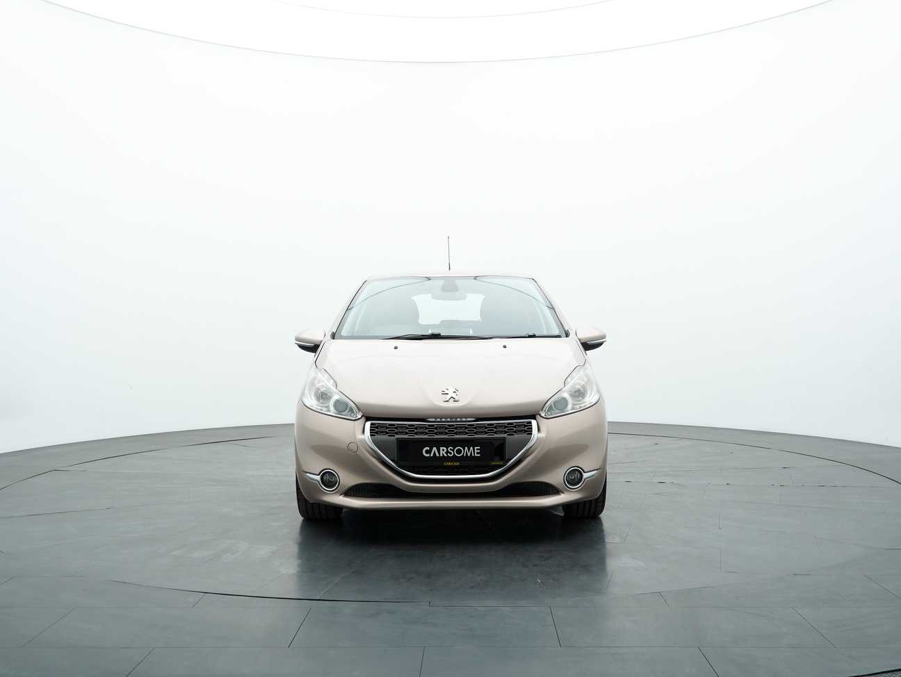 terpakai 2013 Peugeot 208 Allure 3 Door 1.6