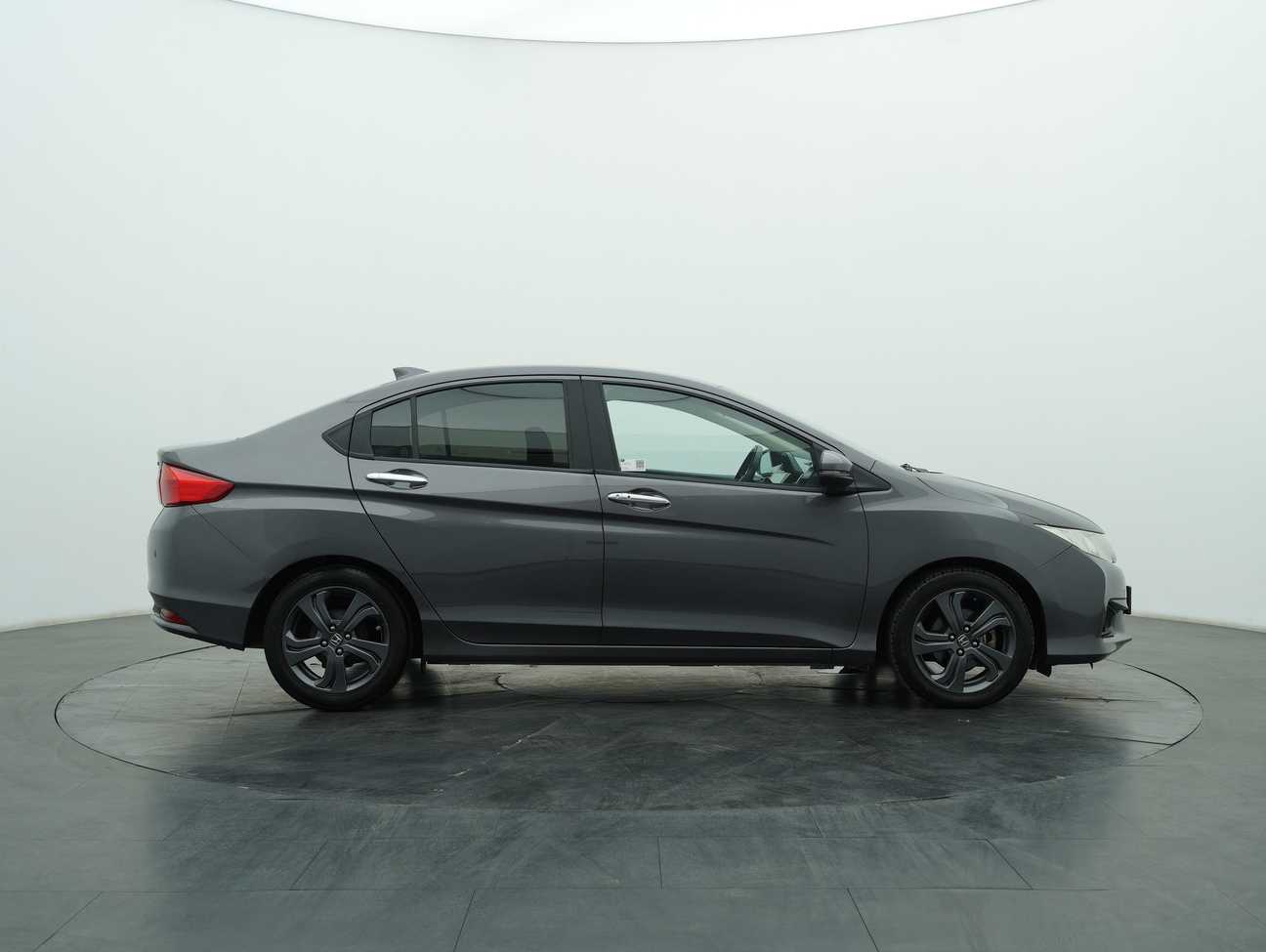 used 2015 Honda City V 1.5