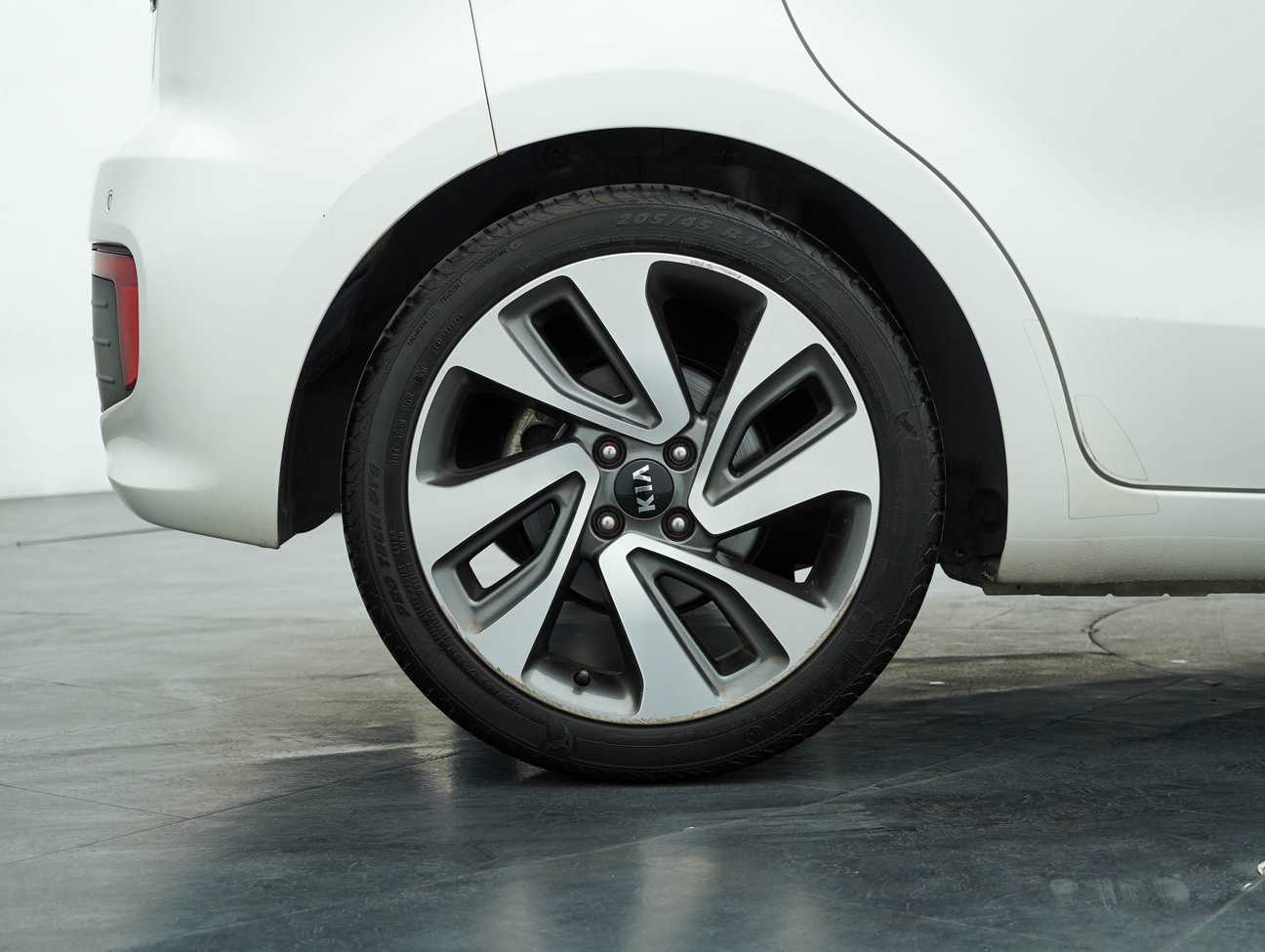 used 2015 Kia Rio SX 1.4