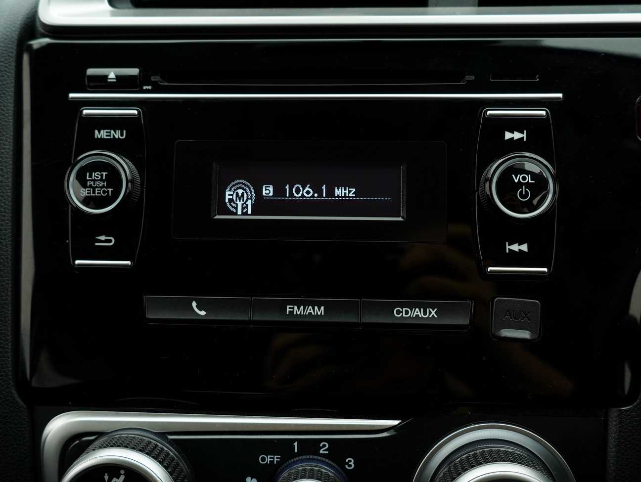 used 2016 Honda Jazz E 1.5