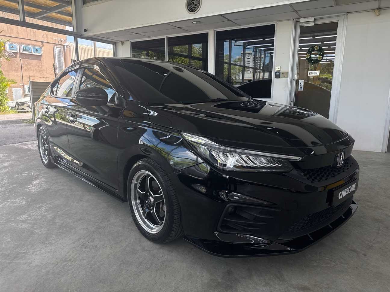 terpakai 2022 Honda City V Sensing 1.5