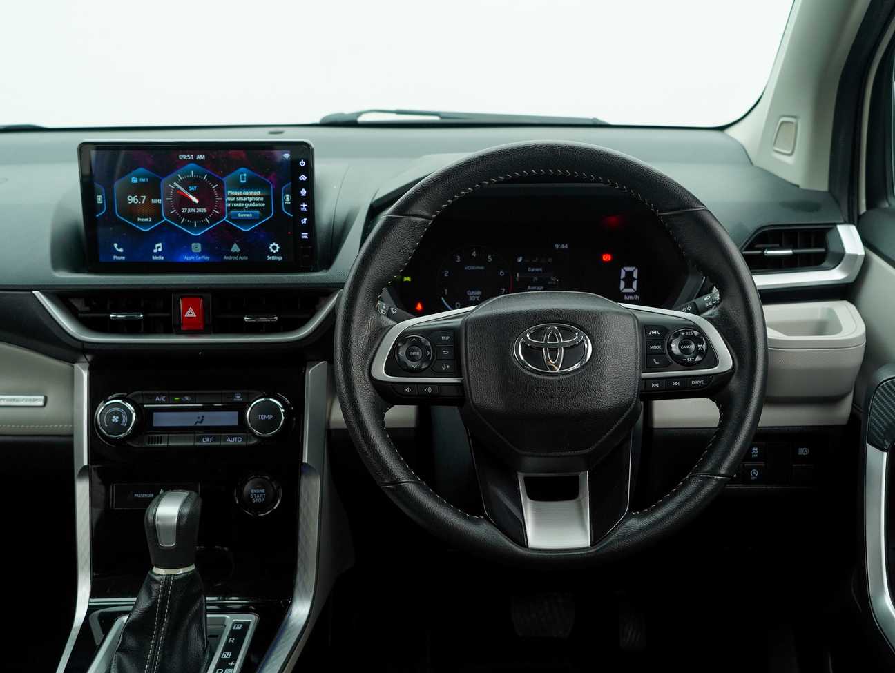 used 2023 Toyota Veloz  1.5