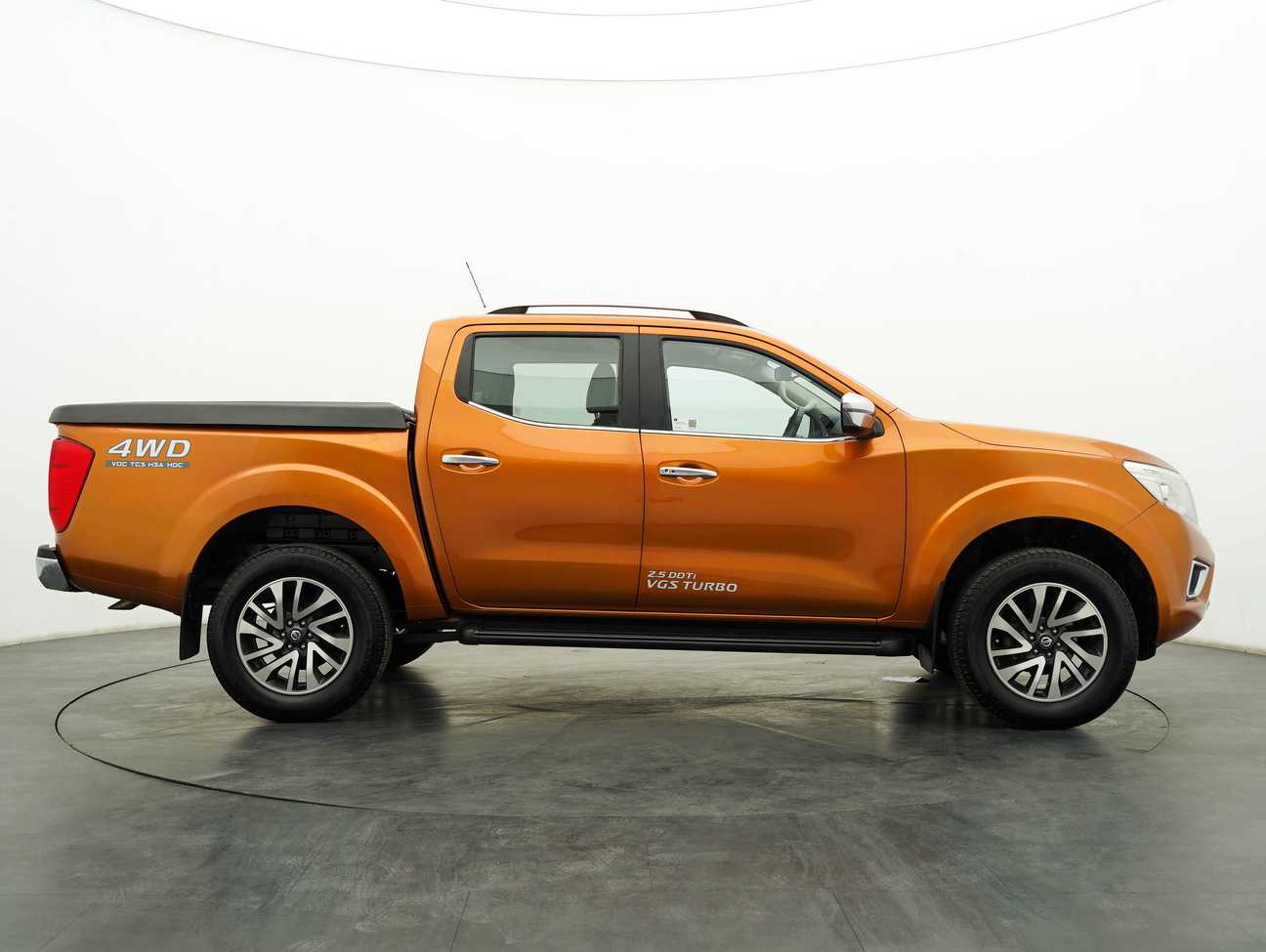 terpakai 2016 Nissan Navara NP300 VL Dual Cab 2.5