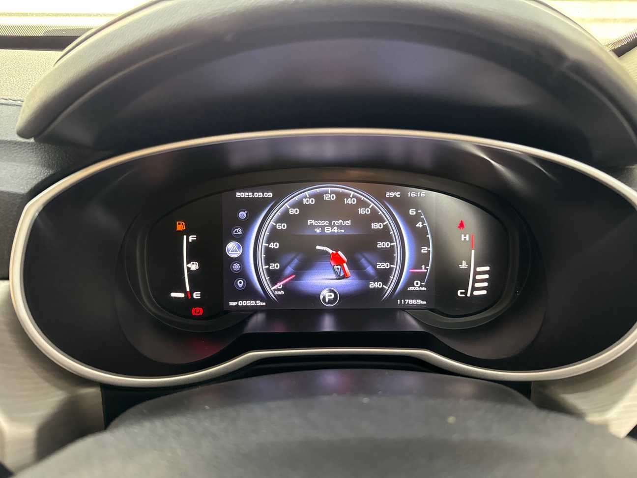 used 2019 Proton X70 Premium 1.8