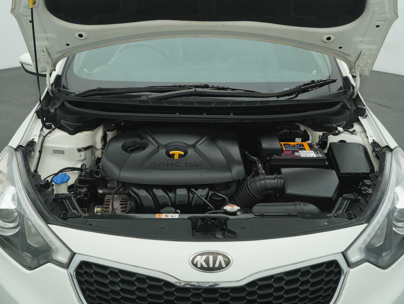terpakai 2014 Kia Cerato  2.0