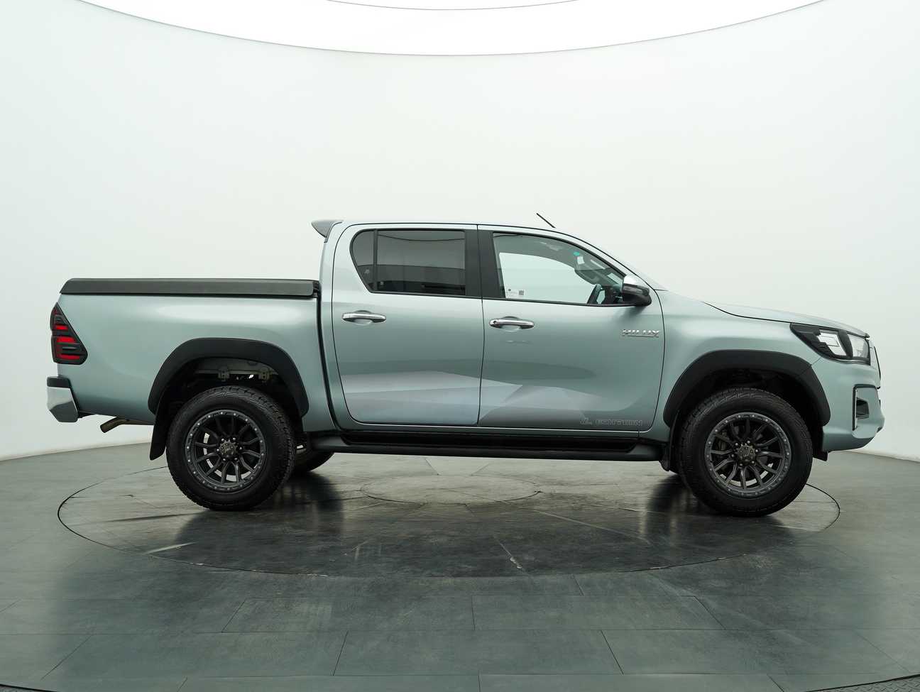 used 2019 Toyota Hilux L-Edition Dual Cab 2.4
