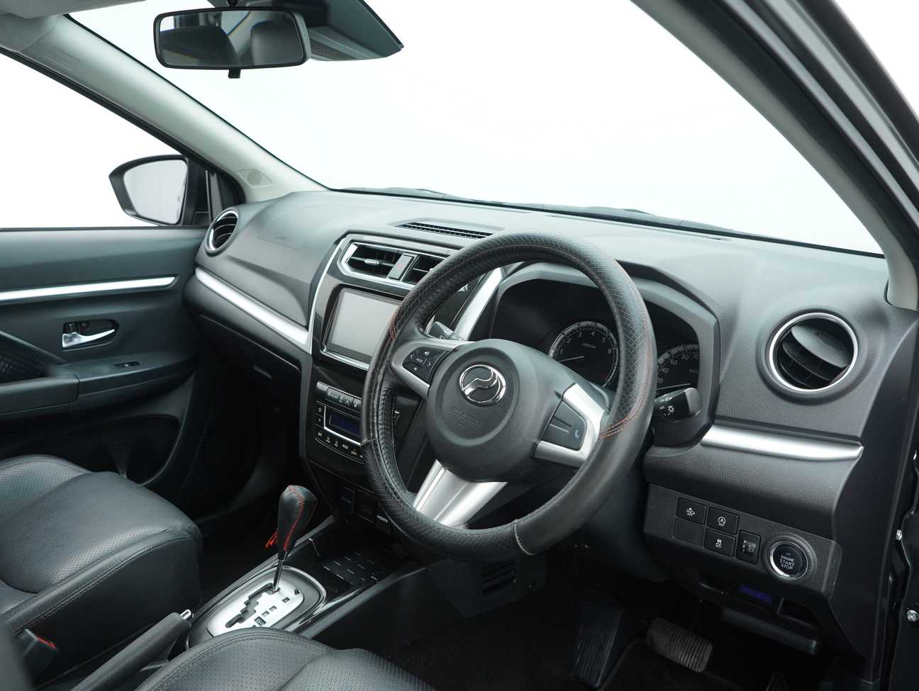 terpakai 2023 Perodua Aruz AV 1.5