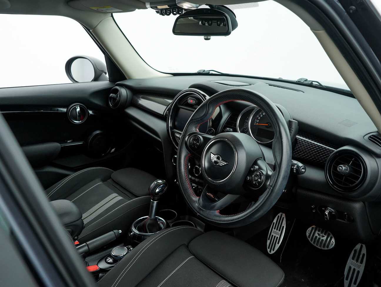 terpakai 2017 MINI 5 Door Cooper S 2.0