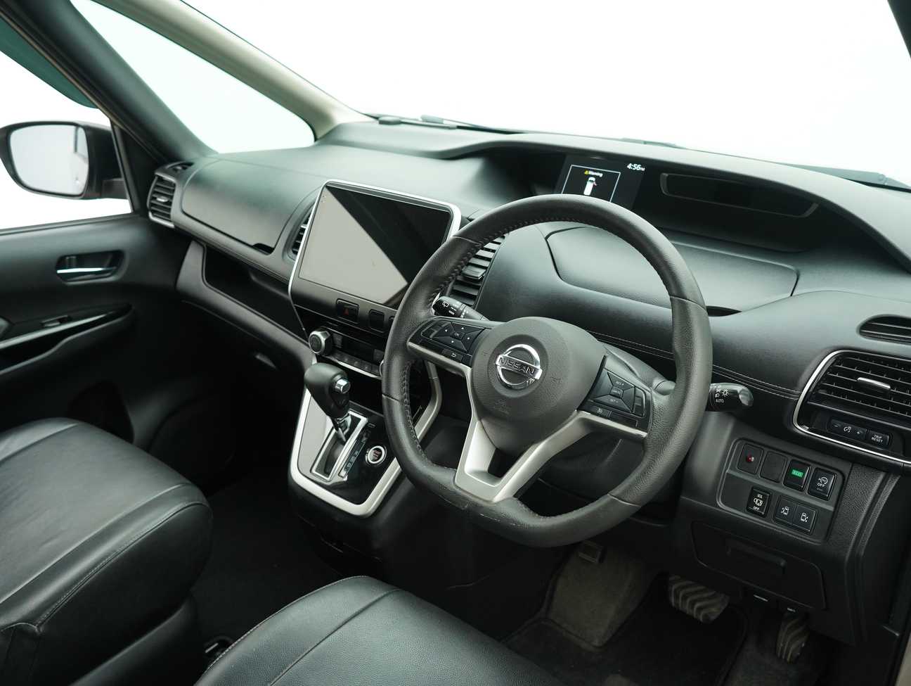 used 2019 Nissan Serena S-Hybrid High-Way Star Premium 2.0