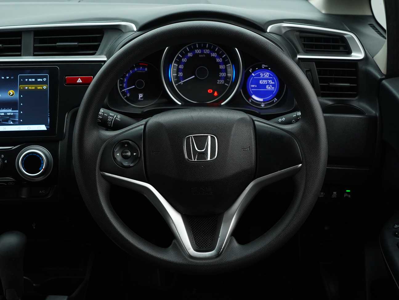 used 2015 Honda Jazz E 1.5