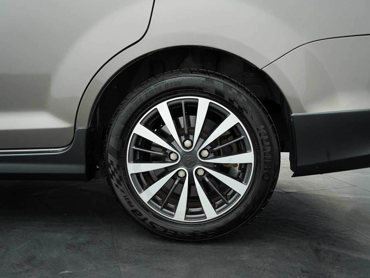 used 2020 Proton Exora Premium 1.6