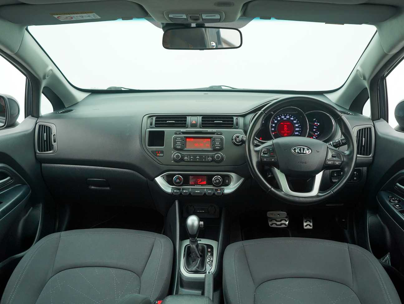 terpakai 2014 Kia Rio SX 1.4