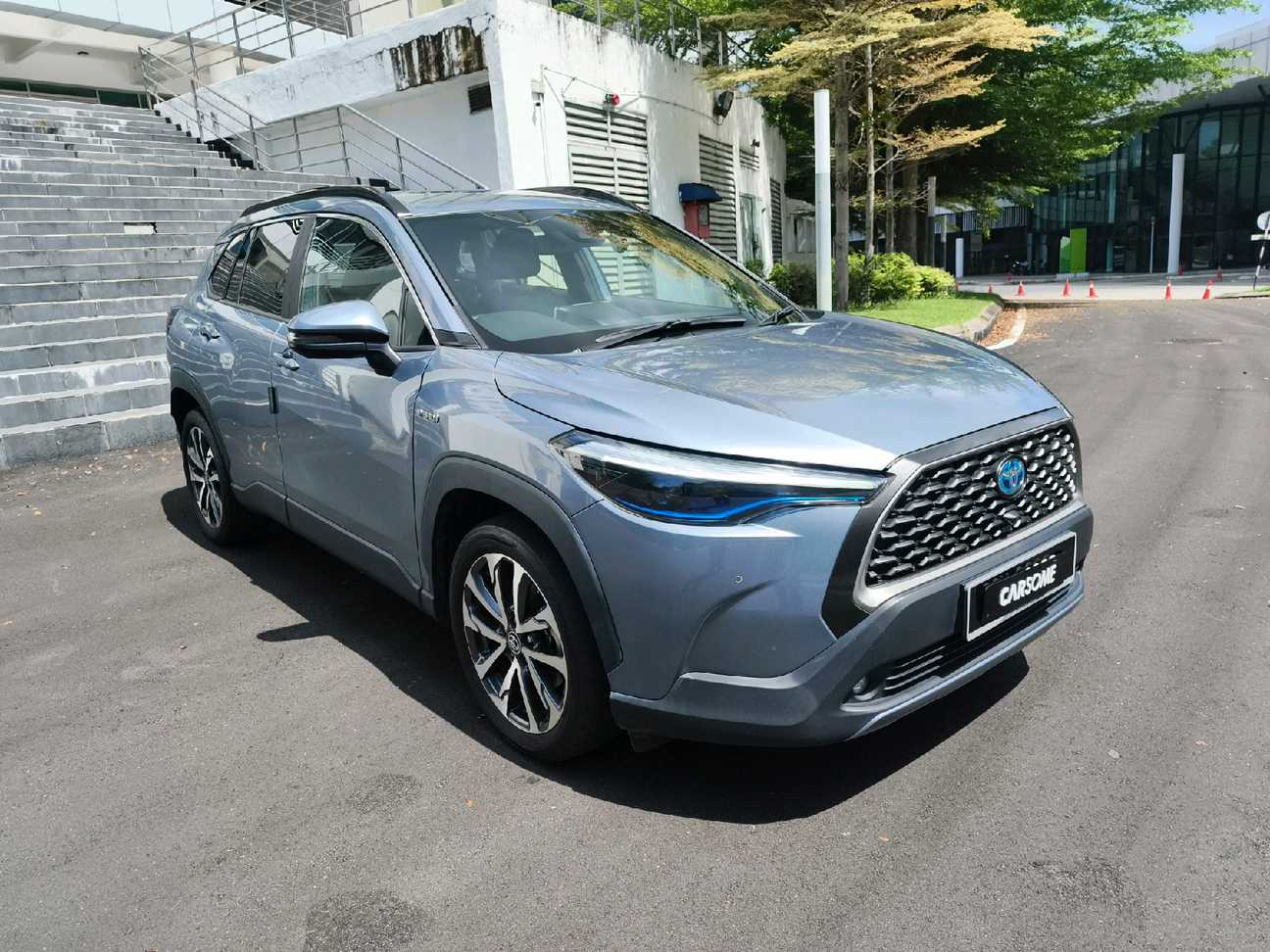 terpakai 2022 Toyota Corolla Cross Hybrid 1.8