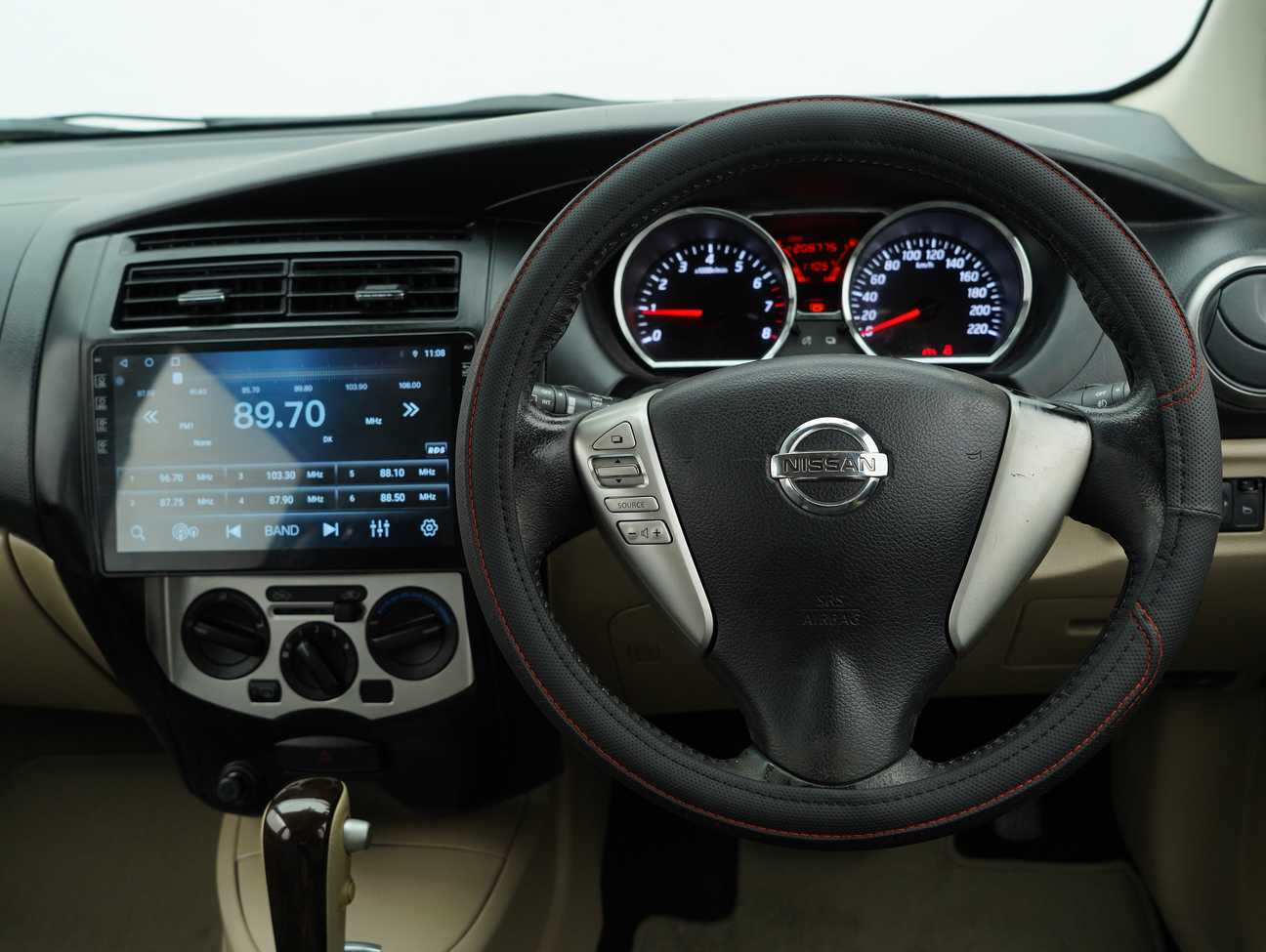 used 2015 Nissan Grand Livina Comfort 1.8