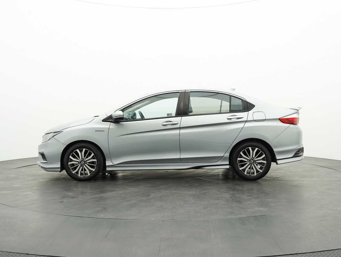 used 2017 Honda CITY HYBRID 1.5