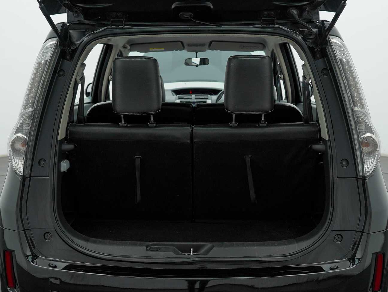 terpakai 2015 Perodua Alza Advance 1.5