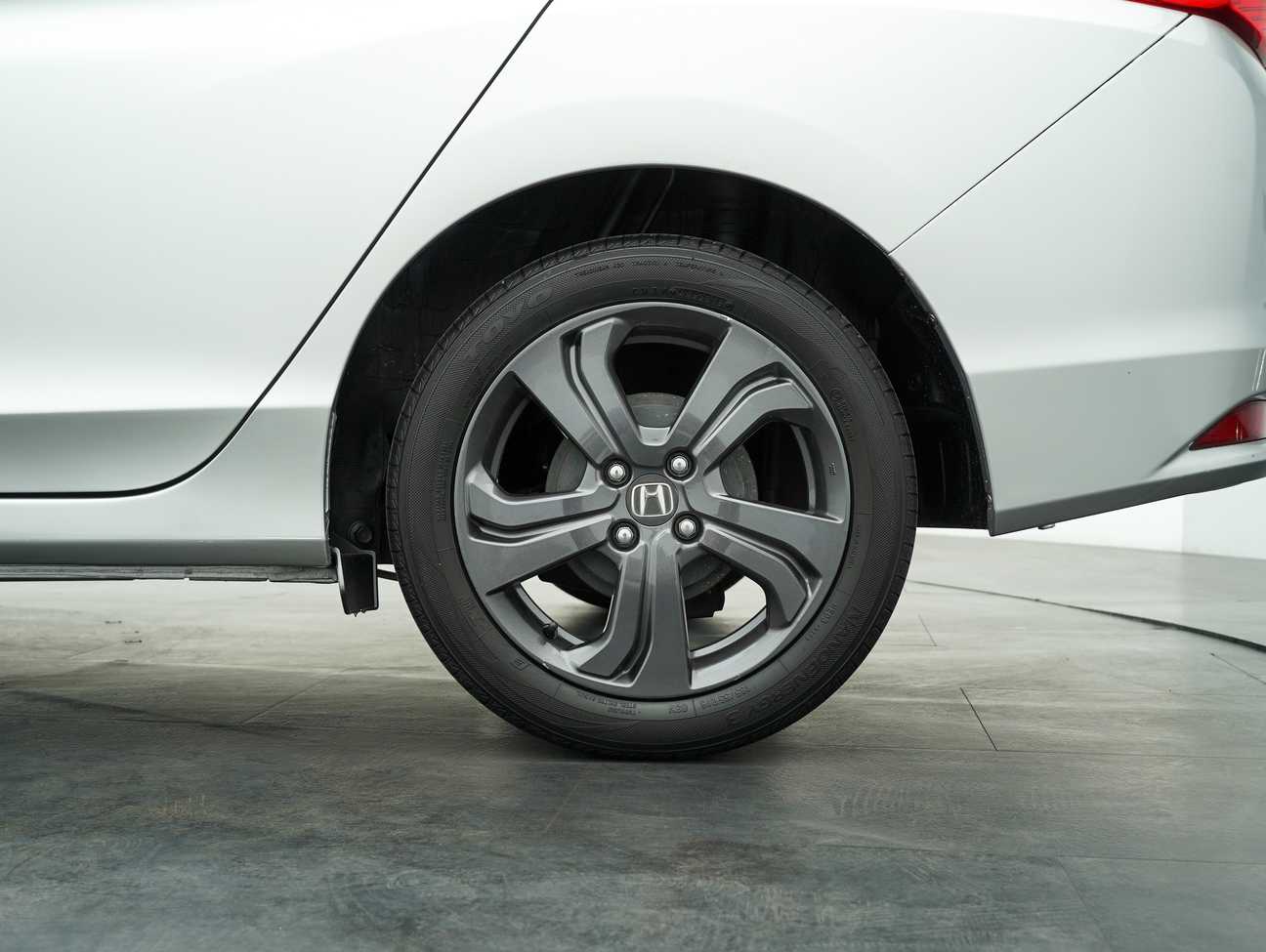 used 2014 Honda City V 1.5