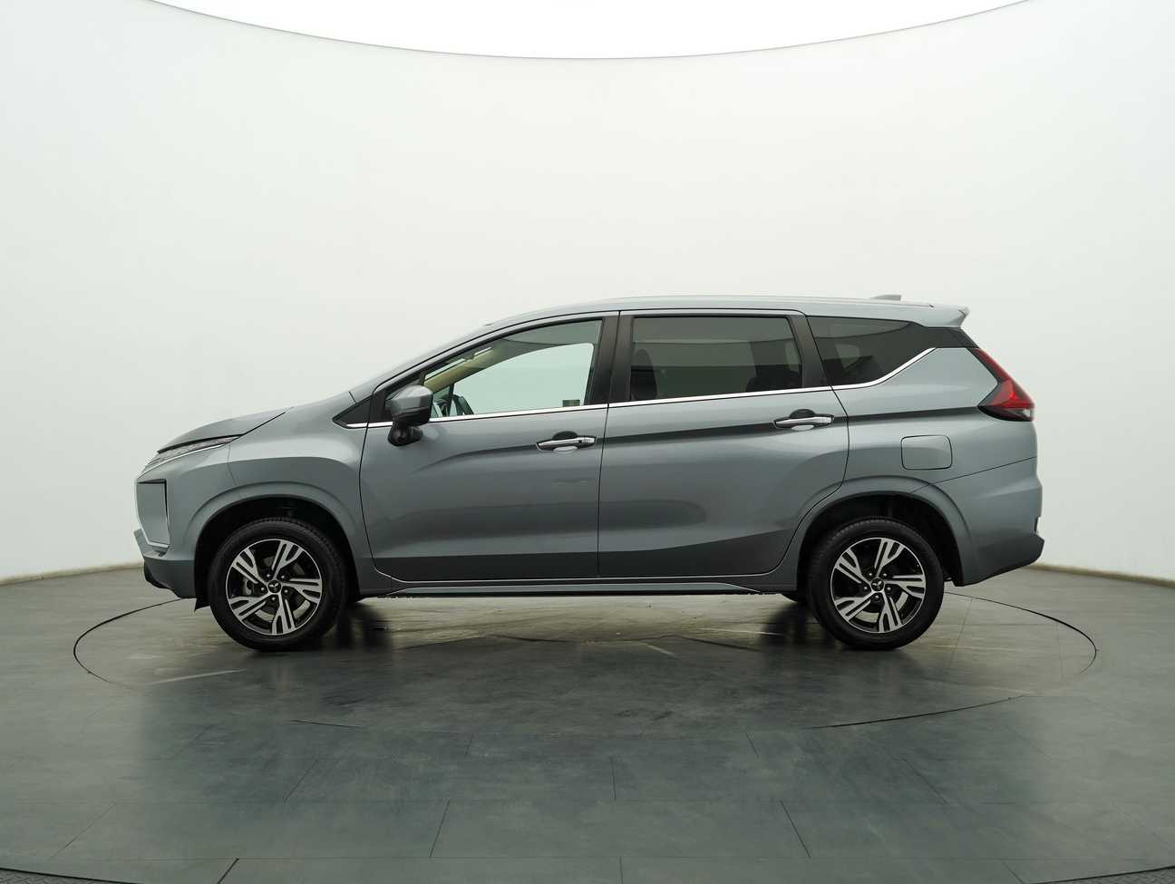 used 2021 Mitsubishi Xpander  1.5