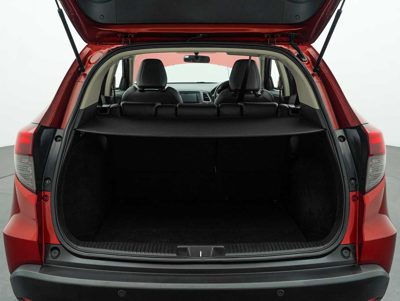 terpakai 2021 Honda HR-V V 1.8