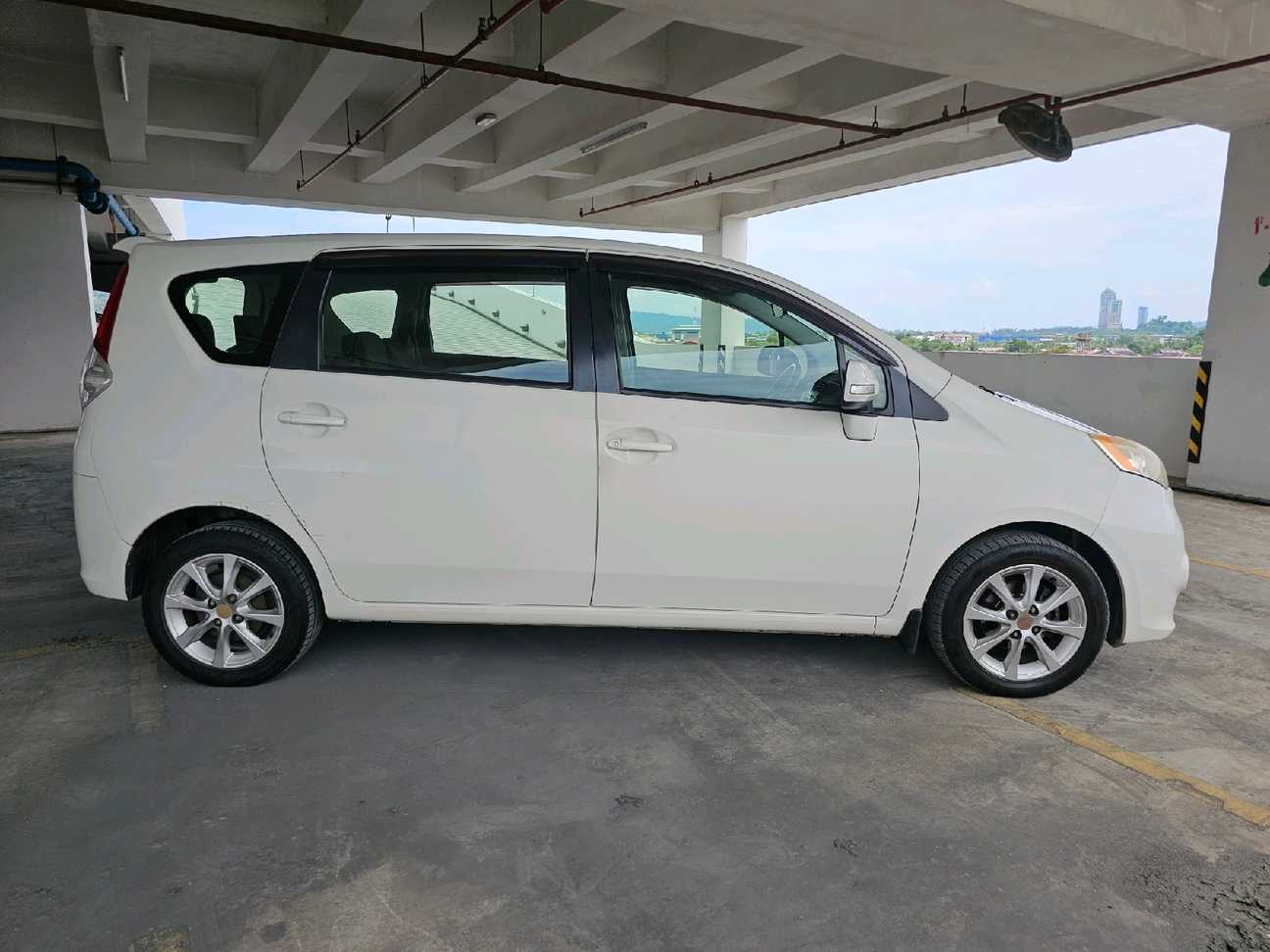 terpakai 2012 Perodua Alza EZi 1.5