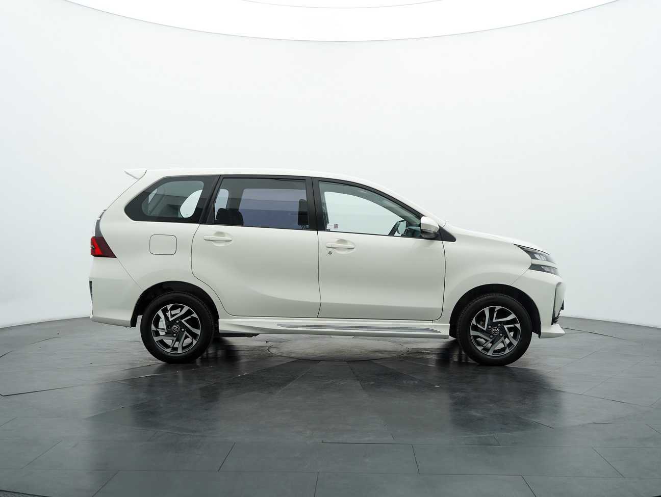 terpakai 2021 Toyota Avanza S 1.5