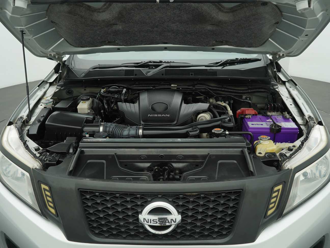 terpakai 2019 Nissan Navara NP300 SE Dual Cab 2.5