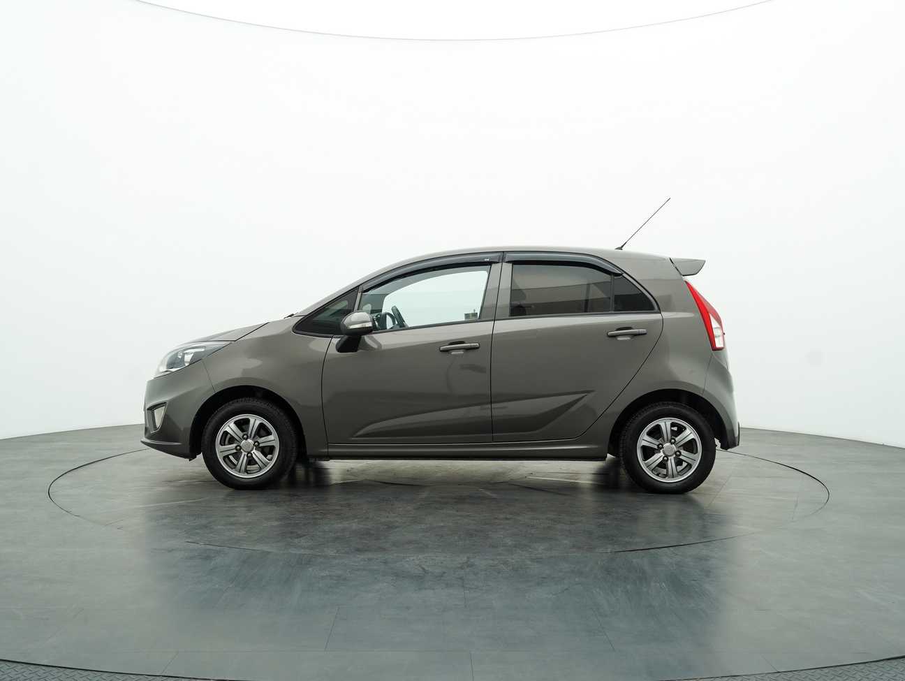 used 2016 Proton Iriz Standard 1.3