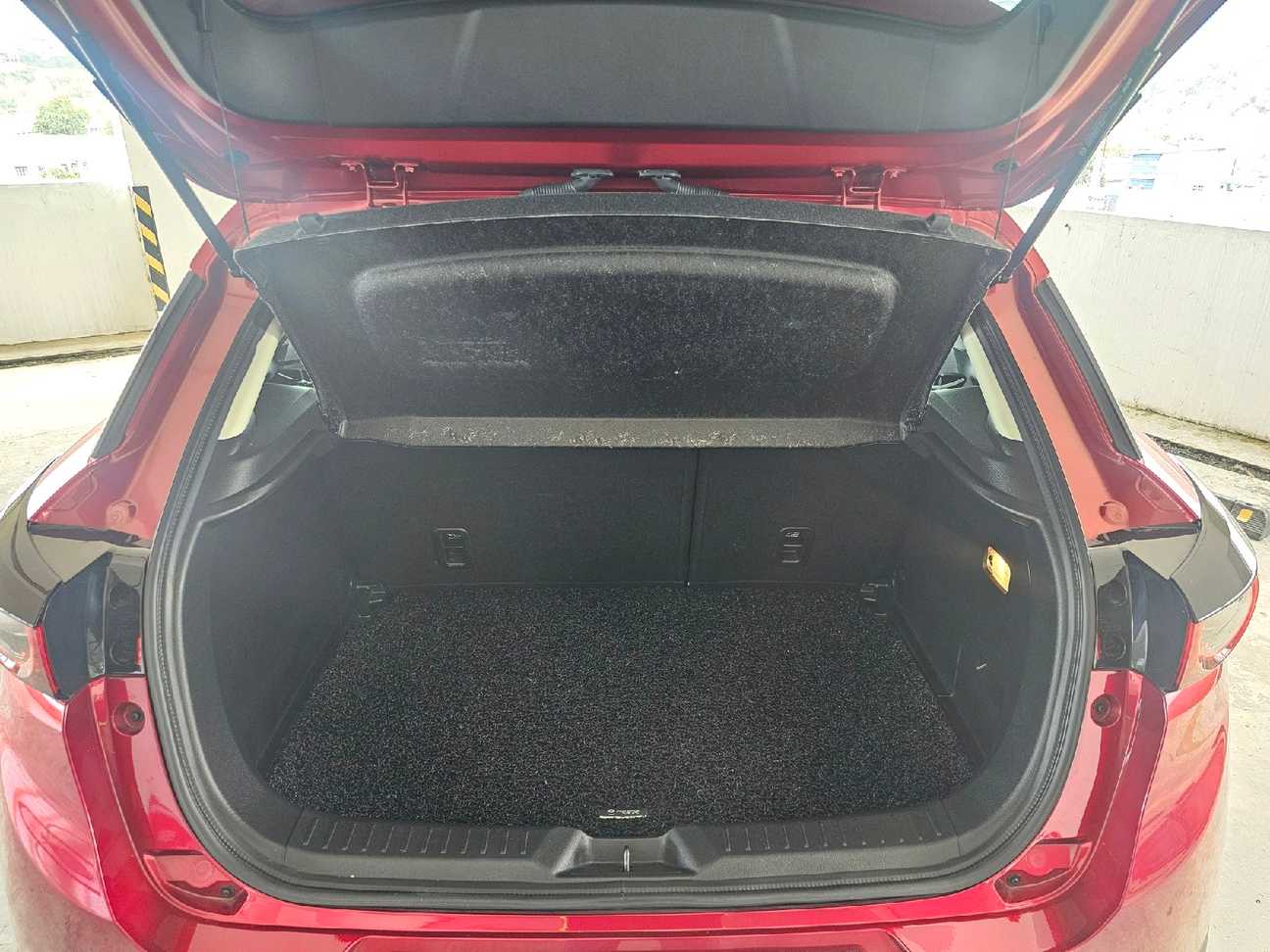 terpakai 2023 Mazda CX-3 SKYACTIV-G High 2.0