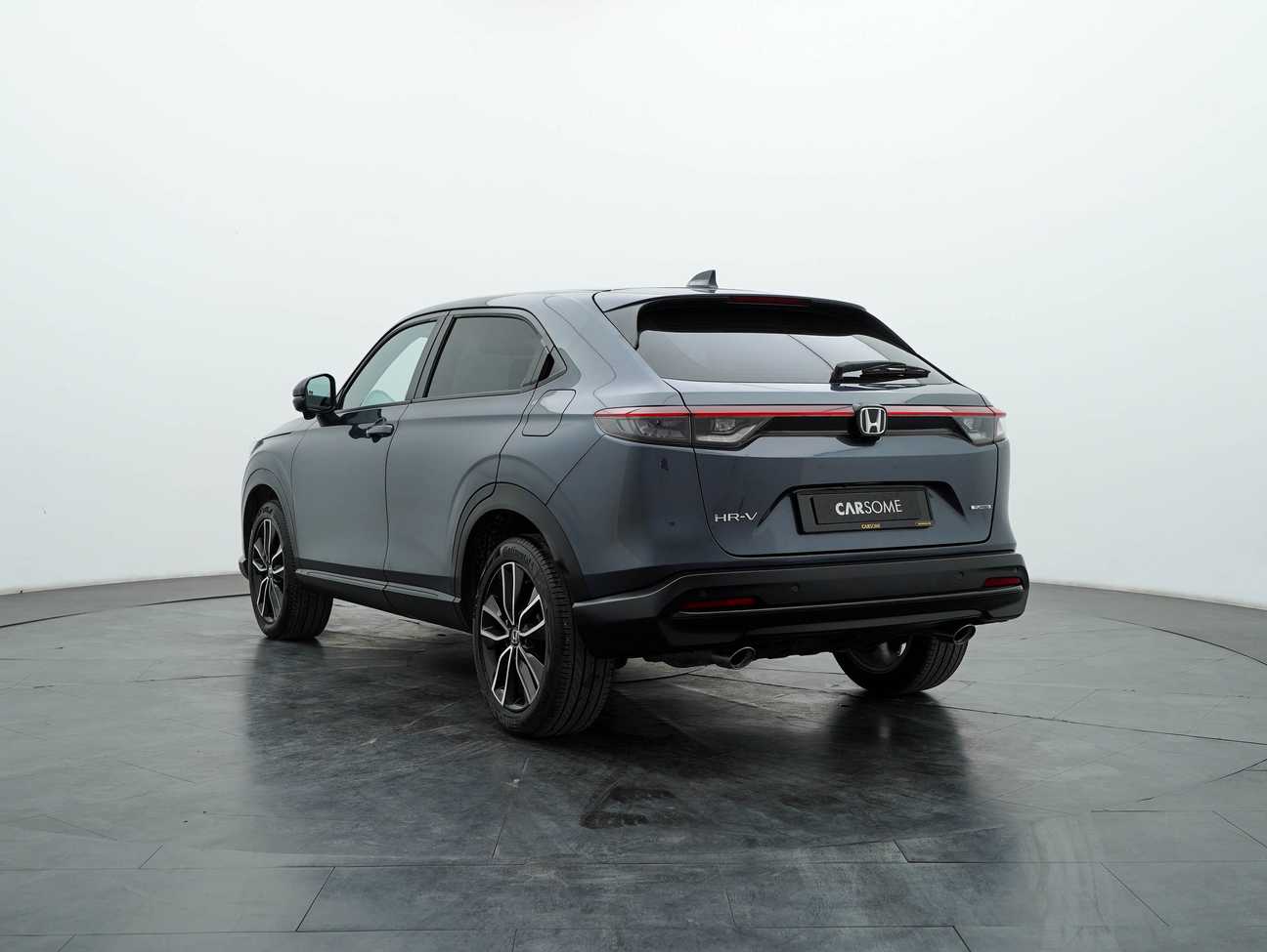 used 2025 Honda HR-V V 1.5