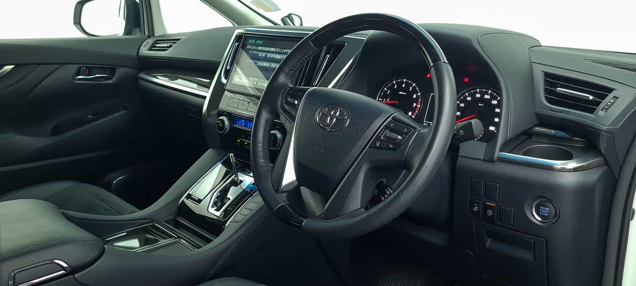 used 2016 Toyota VELLFIRE  2.5