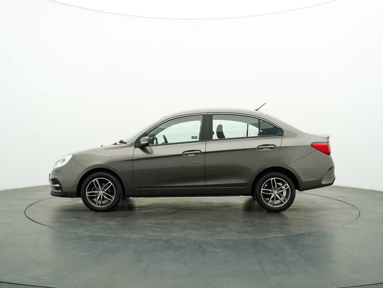 terpakai 2019 Proton Saga Premium 1.3