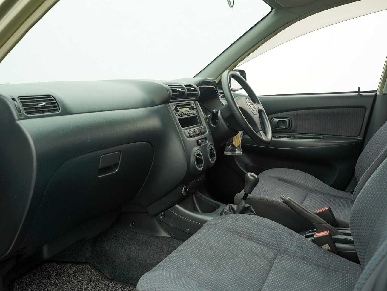 used 2006 Toyota Avanza  1.3