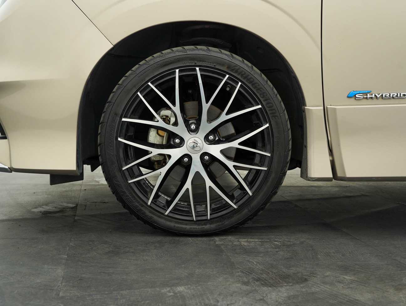 used 2019 Nissan Serena S-Hybrid High-Way Star 2.0