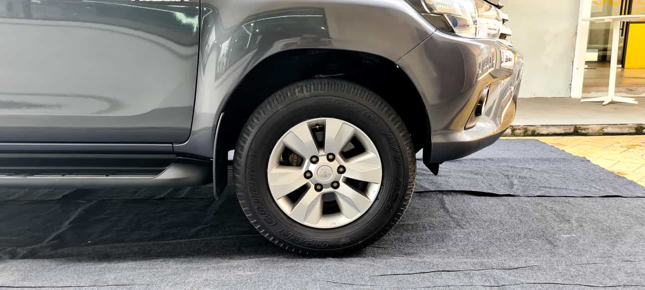 used 2016 Toyota HILUX DOUBLE CAB G 4X4 2.4