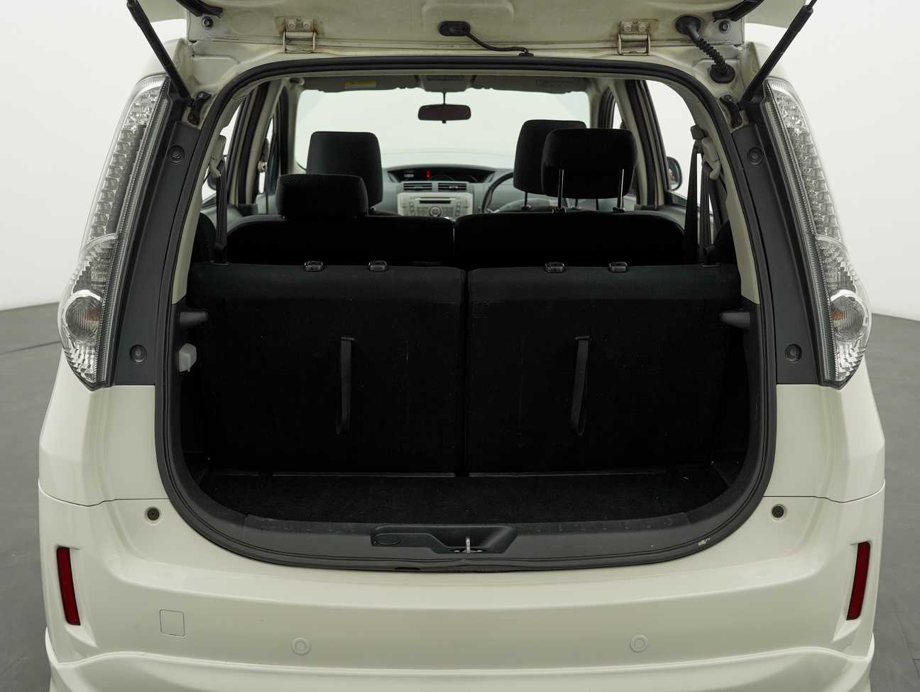 used 2014 Perodua Alza SE 1.5