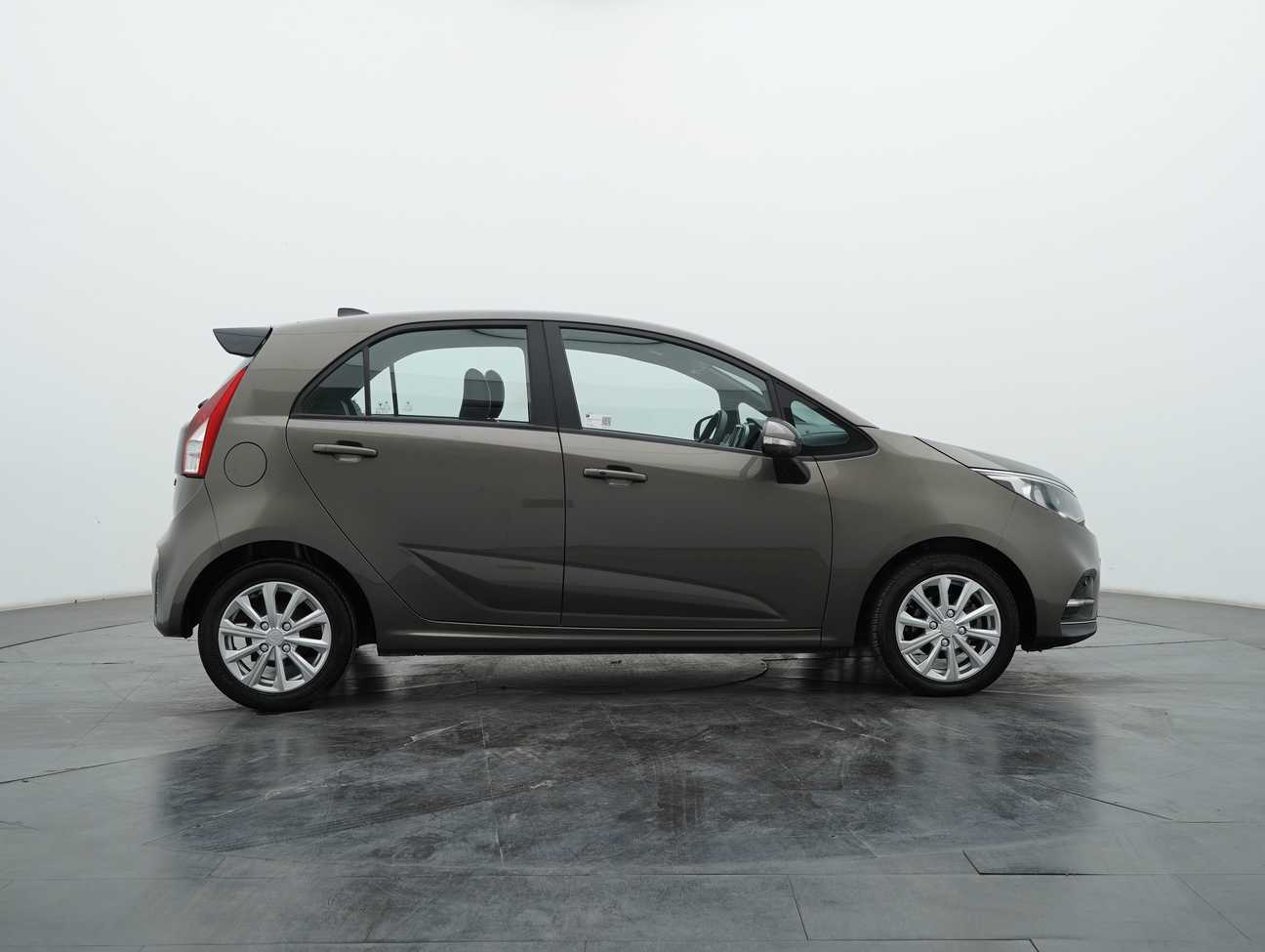 used 2020 Proton Iriz Premium 1.6