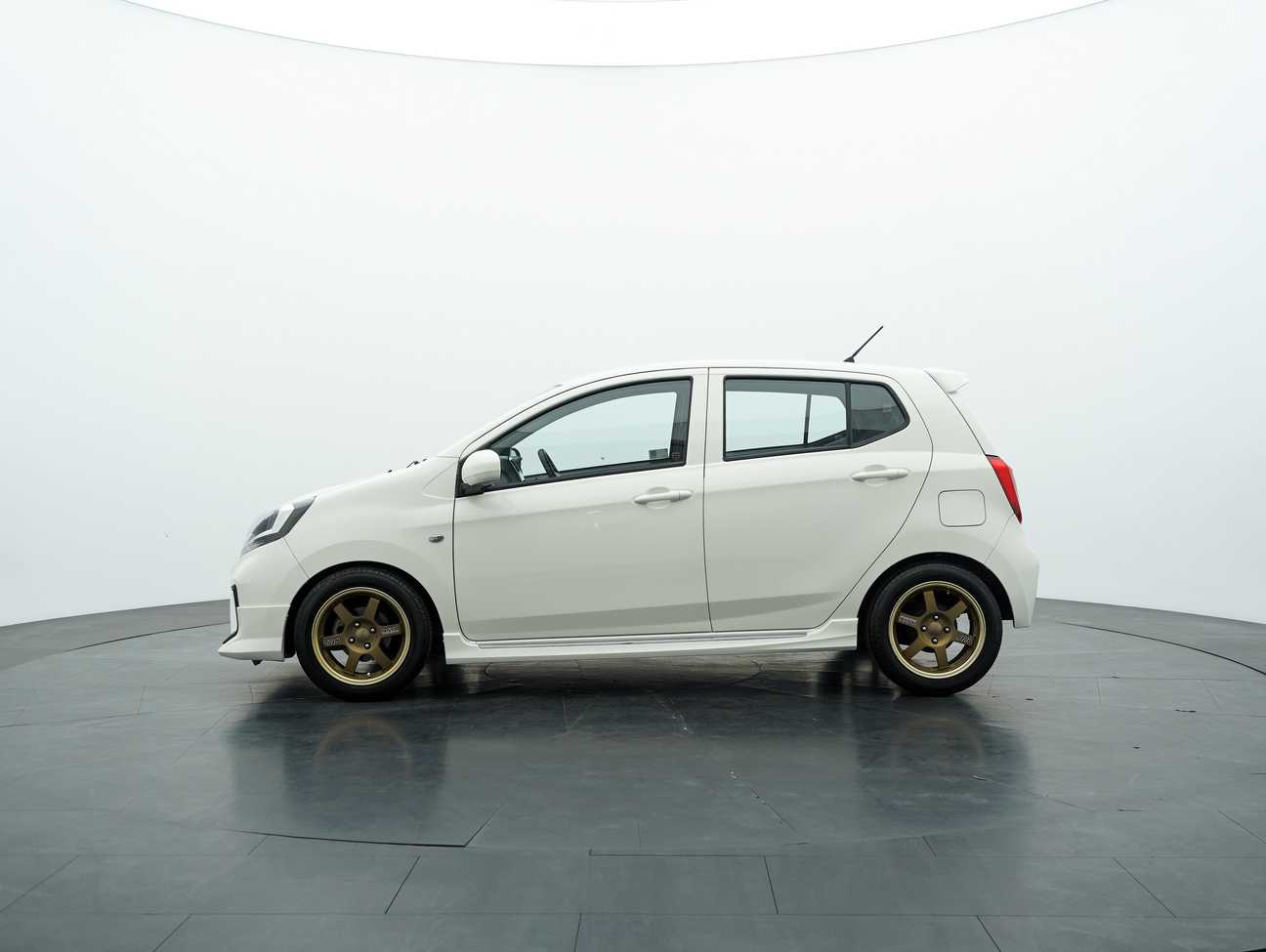 used 2018 Perodua AXIA G 1.0