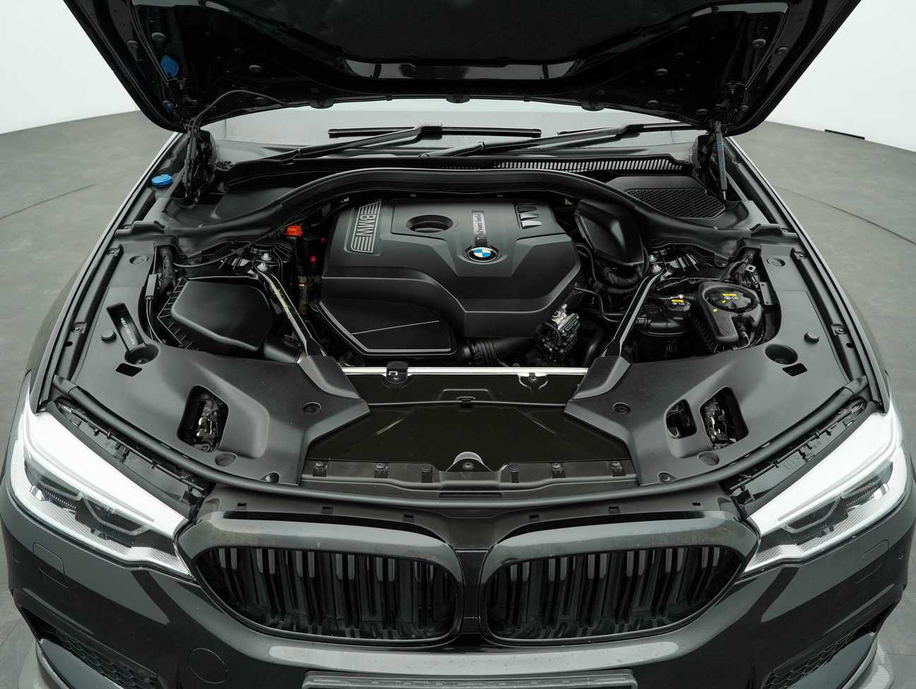 used 2017 BMW 530i M Sport 2.0