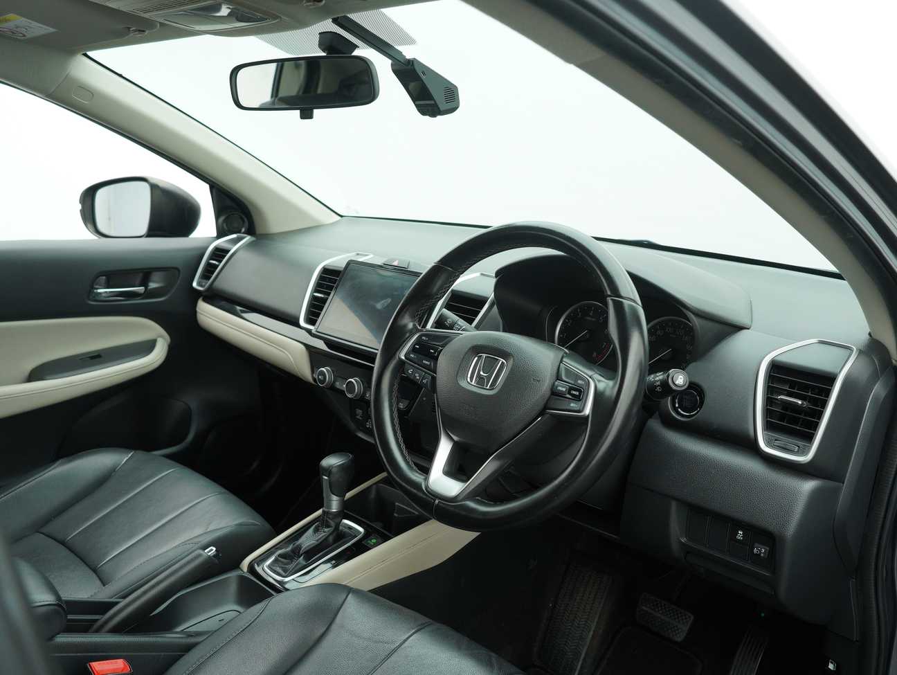 terpakai 2020 Honda City V 1.5